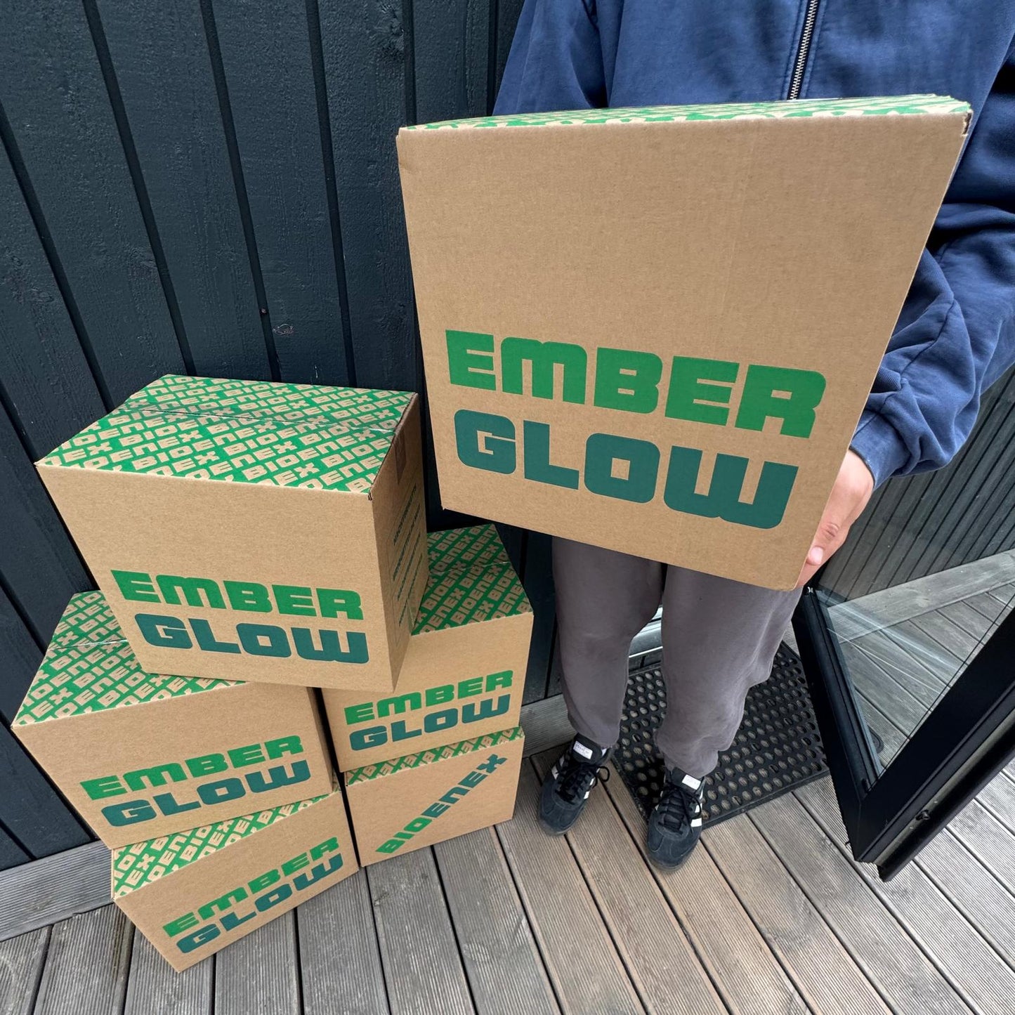 EmberGlow Natbriketter